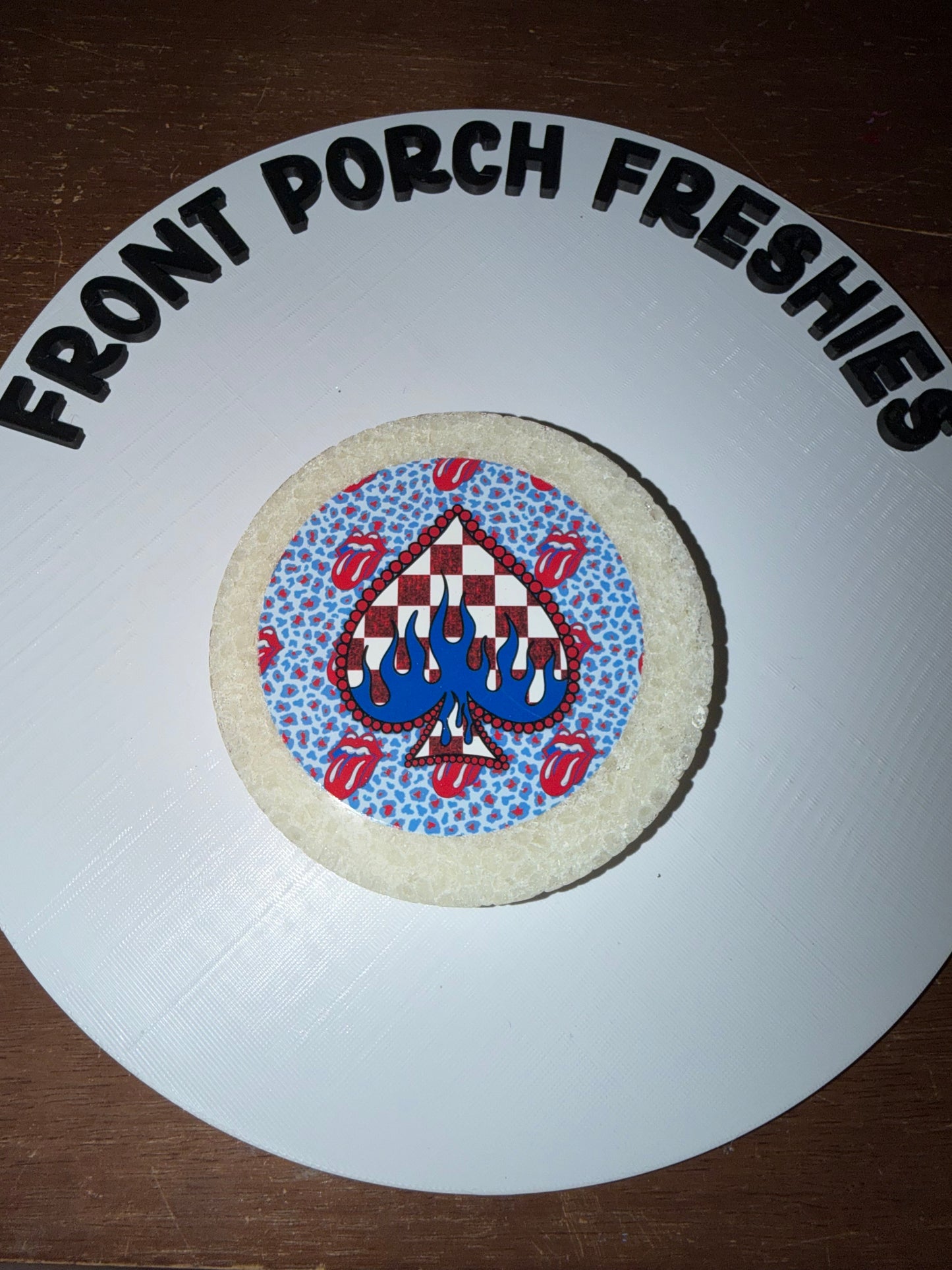 Red White & Blue Spade Large Round (Fruit Loops)
