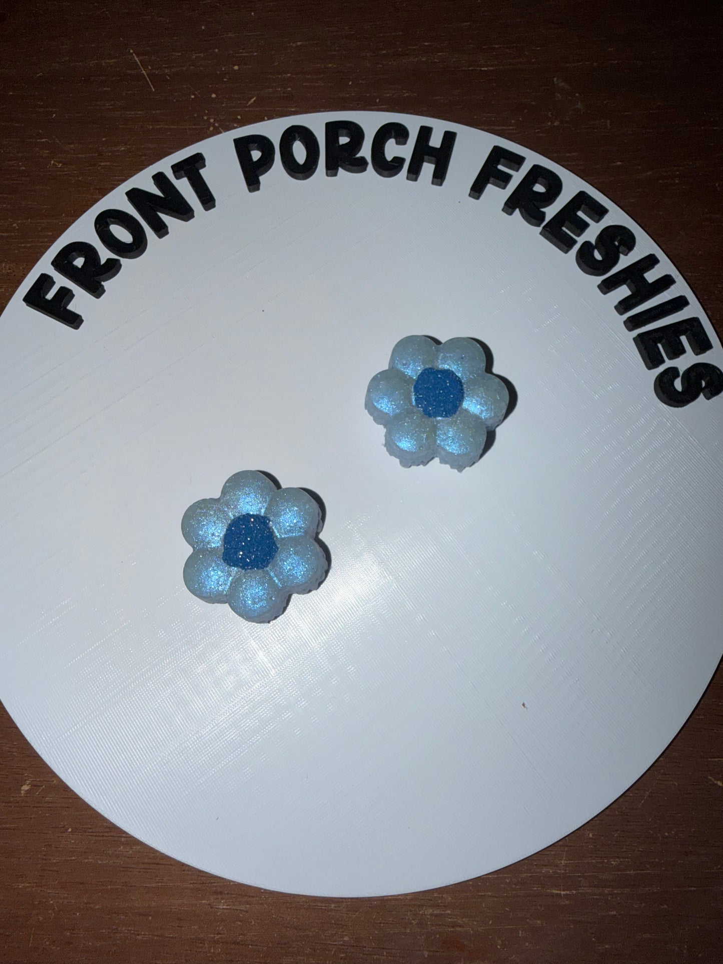 Blue Flower Vent Clips (Blueberry Cheesecake)